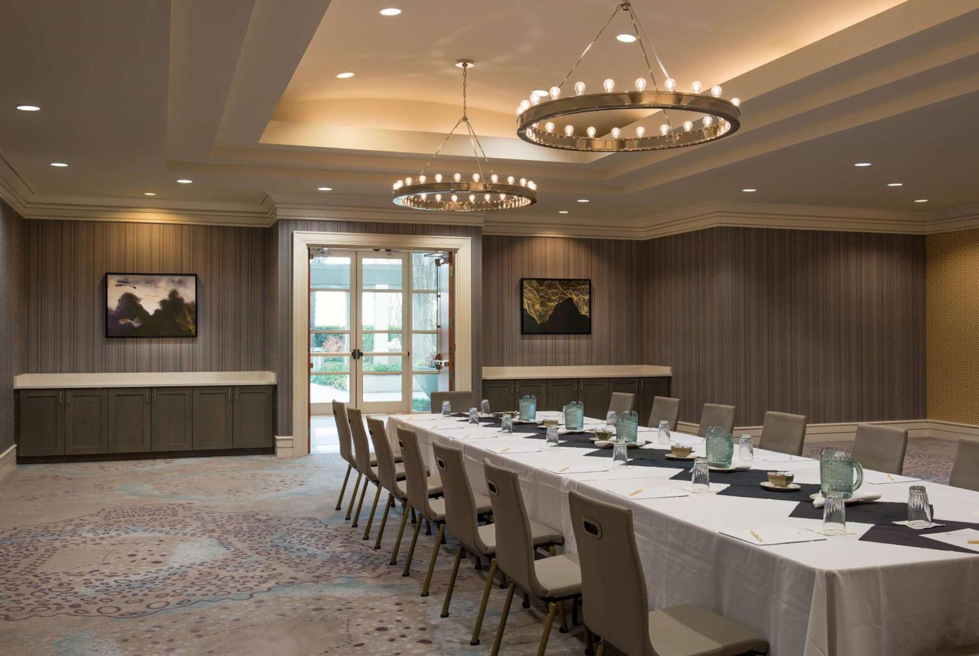 Doubletree By Hilton Hotel Dallas - Love Field Kültér fotó